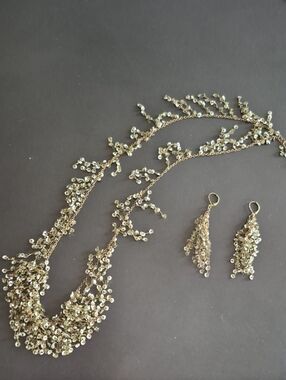 #2. NEW Gold Sequin Cluster Necklace and Earrings Set